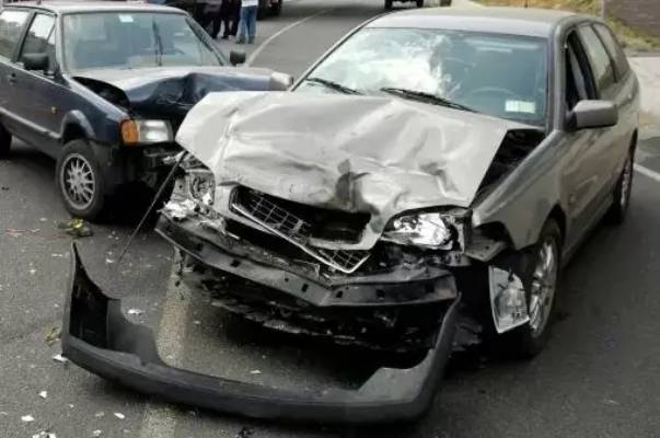 Common Insurance Mistakes to Avoid After a Car Accident in Alaska